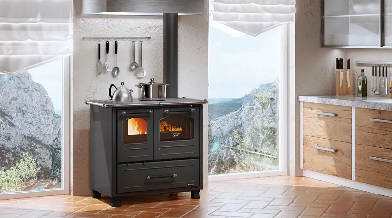 La Nordica Family 4,5 -puuhella